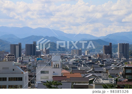 二ノ丸からの眺望・鳥取城跡（鳥取県・鳥取市） 98385326