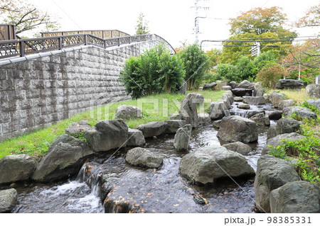 都立東綾瀬公園　河内堀滝とせせらぎ　足立区綾瀬　　 98385331