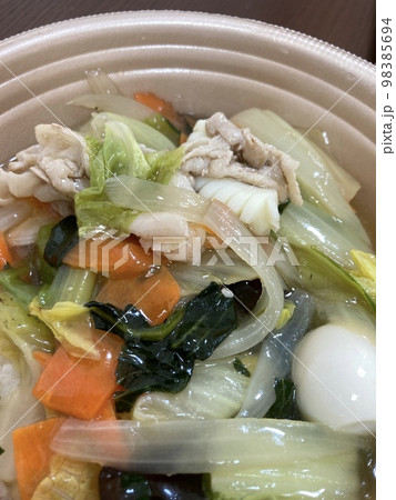 お弁当屋さんの中華丼 お弁当屋さんの中華丼 98385694