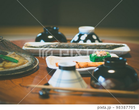 昭和の食事の風景 昭和の食事の風景 98387705