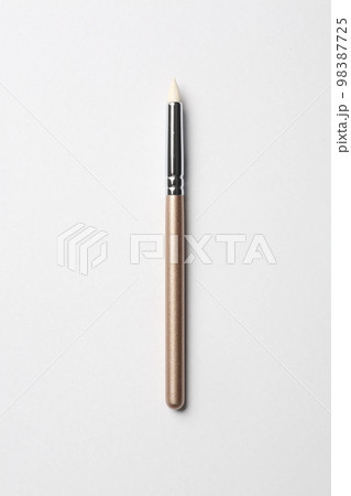 熊野の名産品の化粧筆 98387725