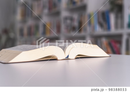 Image photo Image photo 98388033