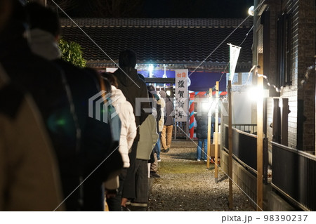 参拝《初詣》 98390237