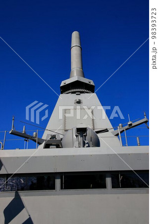 日本の海と空を護る近未来的な多目的護衛艦FFMに搭載された…OPY-2多機能型レーダー 日本の海と空を護る近未来的な多目的護衛艦FFMに搭載された…OPY-2多機能型レーダー 98393723