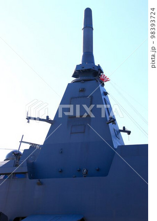 日本の海と空を護る近未来的な多目的護衛艦FFMに搭載された…OPY-2多機能型レーダー 日本の海と空を護る近未来的な多目的護衛艦FFMに搭載された…OPY-2多機能型レーダー 98393724