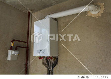 The apartment is under construction and renovation The apartment is under construction and renovation 98396345