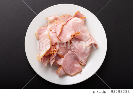 ショルダーハム切り落とし 98398358