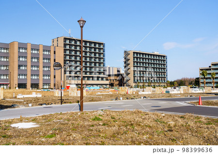 飛行場跡地再開発の造成地 98399636