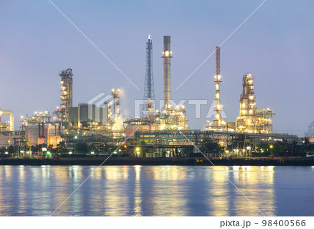 Oil gas refinery plant at twilight. 98400566