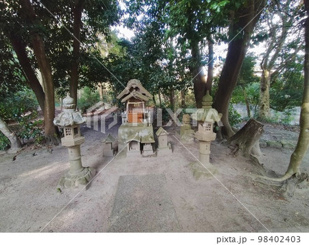 鳥取県境港市の餘子神社 98402403