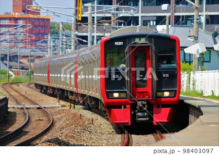 【JR九州】鹿児島本線水城駅 813系 【JR九州】鹿児島本線水城駅 813系 98403097
