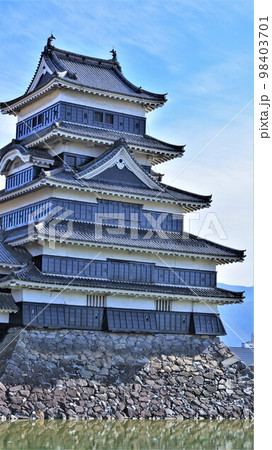 松本城（長野県松本市） 98403701