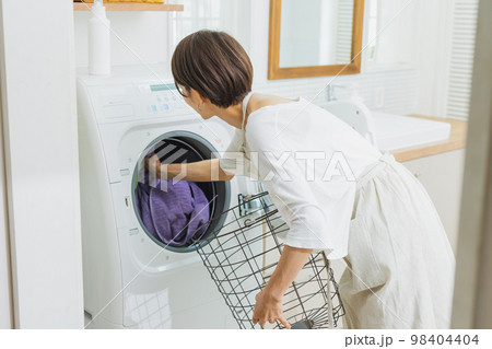 洗濯　家事　タオル 98404404