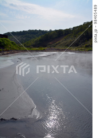 ニセコ湯本温泉～大湯沼 98405489