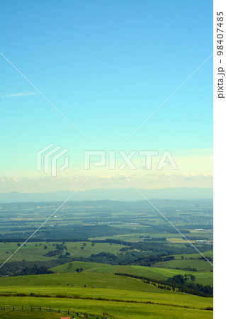 雄大なる十勝平野眺望の大パノラマ牧場!! 98407485