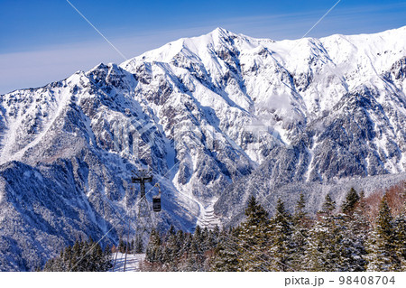 新穂高ロープウェイ　雪景色 98408704