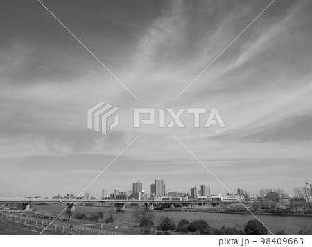 モノクロ風景 モノクロ風景 98409663
