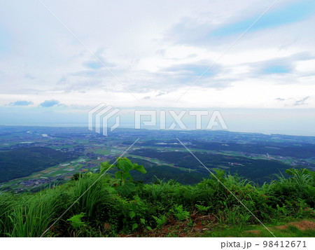 天空の道展望所より望む絶景(大分県中津市) 天空の道展望所より望む絶景(大分県中津市) 98412671