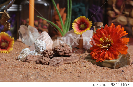 Desert Rose Rocks With Quartz Crystals on Australian Red Sand Desert Rose Rocks With Quartz Crystals on Australian Red Sand 98413653