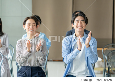 ビジネス セミナー 拍手 ビジネス セミナー 拍手 98416420