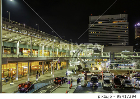 広島駅新幹線口　駅前　広島県広島市 98417294