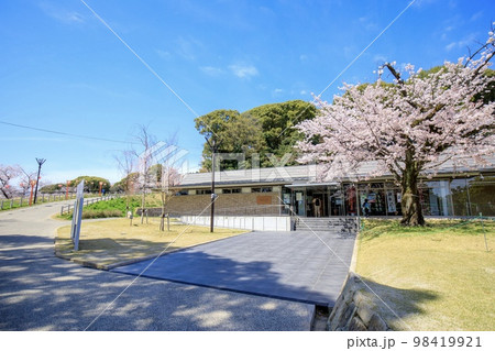 小牧市 小牧山史跡公園 れきしるこまき(小牧山城史跡情報館) 小牧市 小牧山史跡公園 れきしるこまき(小牧山城史跡情報館) 98419921