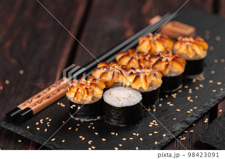 Japanese hot maki roll sushi with shrimp - asian food concept 98423091