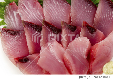 シビマグロの刺身 98424681