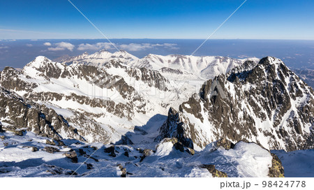 Snowy winter high mountain landscape. 98424778