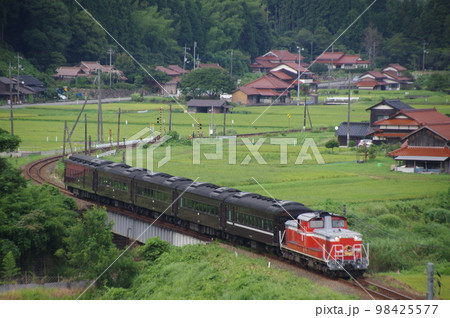 山口線 渡川付近 DLやまぐち号 DD51 98425577