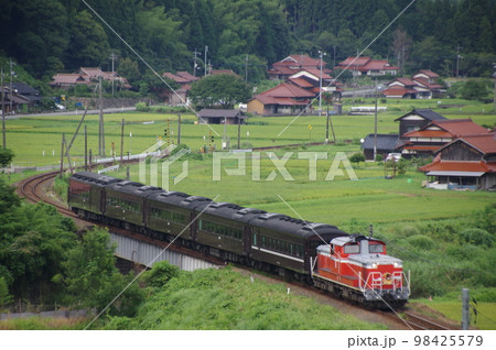 山口線 渡川付近 DLやまぐち号 DD51 山口線 渡川付近 DLやまぐち号 DD51 98425579