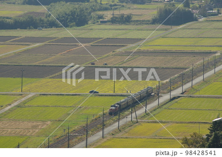 山口線 船平山俯瞰 DLやまぐち号 DD51 山口線 船平山俯瞰 DLやまぐち号 DD51 98428541