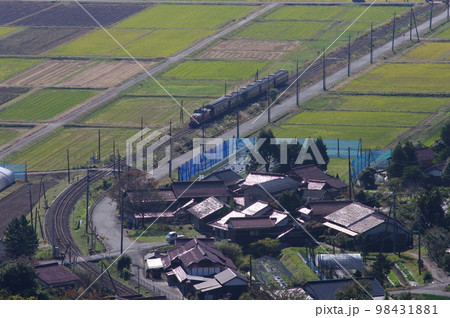 山口線 船平山俯瞰 DLやまぐち号 DD51 山口線 船平山俯瞰 DLやまぐち号 DD51 98431881