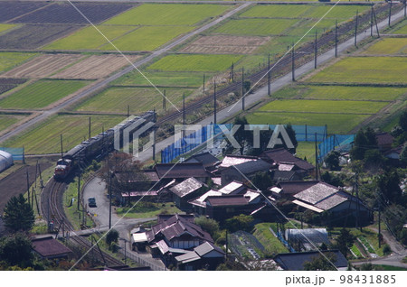 山口線 船平山俯瞰 DLやまぐち号 DD51 山口線 船平山俯瞰 DLやまぐち号 DD51 98431885