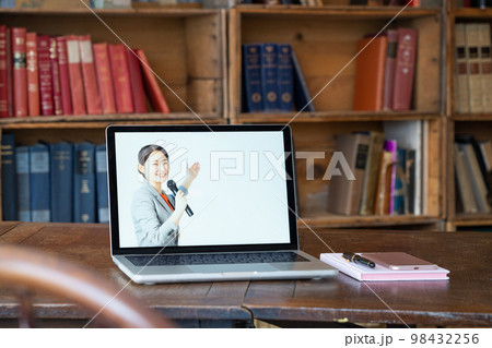 オンラインセミナー　ノートパソコン 98432256