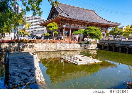 四天王寺 六時礼讃堂(大阪市天王寺区) 四天王寺 六時礼讃堂(大阪市天王寺区) 98436842