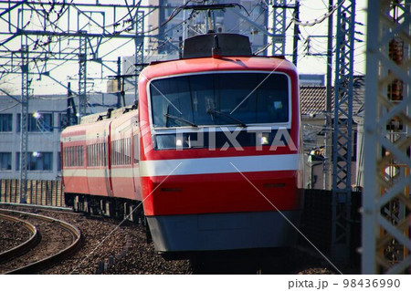 リバイバルカラーも鮮やかに… 下町・浅草と両毛地区へ結ぶ【特急りょうもう号】 リバイバルカラーも鮮やかに… 下町・浅草と両毛地区へ結ぶ【特急りょうもう号】 98436990