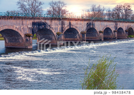 Digoin canal bridge. Boat canal bridge over Laura river in early spring. Digoin, France Digoin canal bridge. Boat canal bridge over Laura river in early spring. Digoin, France 98438478