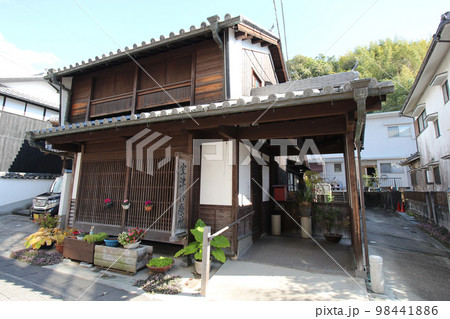 室津のまちなみ たつの市立室津診療所 兵庫県たつの市御津町室津 室津のまちなみ たつの市立室津診療所 兵庫県たつの市御津町室津 98441886