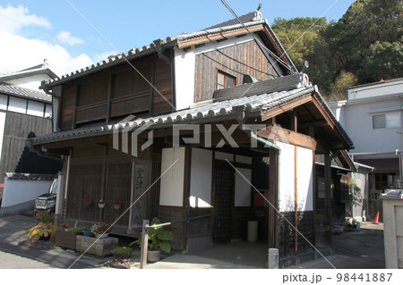 室津のまちなみ たつの市立室津診療所 兵庫県たつの市御津町室津 室津のまちなみ たつの市立室津診療所 兵庫県たつの市御津町室津 98441887