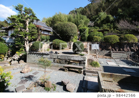 たつの市立室津民俗館(兵庫県指定文化財 旧豊野家住宅)　庭園　兵庫県たつの市御津町室津 98442566