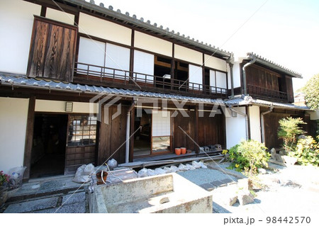 たつの市立室津民俗館(兵庫県指定文化財 旧豊野家住宅) 外観 兵庫県たつの市御津町室津 たつの市立室津民俗館(兵庫県指定文化財 旧豊野家住宅) 外観 兵庫県たつの市御津町室津 98442570