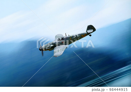 Messerschmitt Bf 109 G-6 Erich Hartmann 1943 98444915