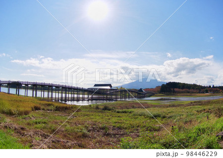 鶴の舞橋【青森県鶴田町】 鶴の舞橋【青森県鶴田町】 98446229