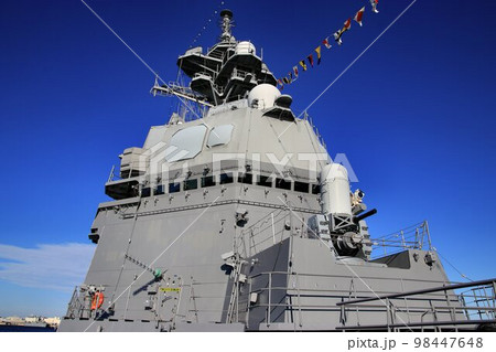 日本の海と空を護る…護衛艦しらぬい・DD-120 98447648