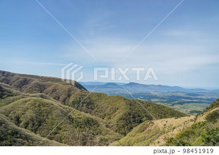 九重連山の風景 九重連山の風景 98451919