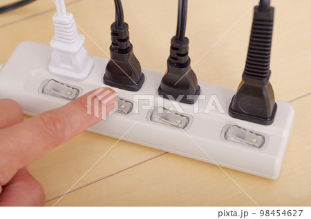 待機電力を節電するイメージ 98454627
