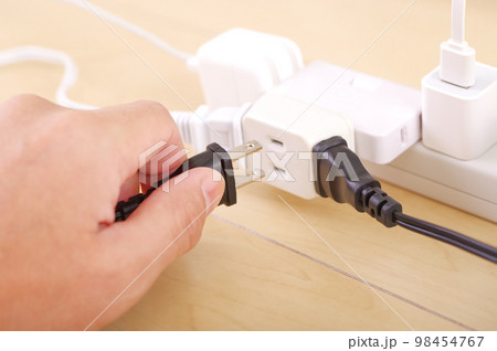電源コンセント 98454767
