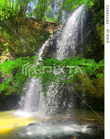 月待の滝(茨城県の名爆)2 月待の滝(茨城県の名爆)2 98458843