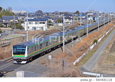 東北本線 栗橋ー東鷲宮 JR東日本 E233系3000番台 U622編成(小山) 東北本線 栗橋ー東鷲宮 JR東日本 E233系3000番台 U622編成(小山) 98466118
